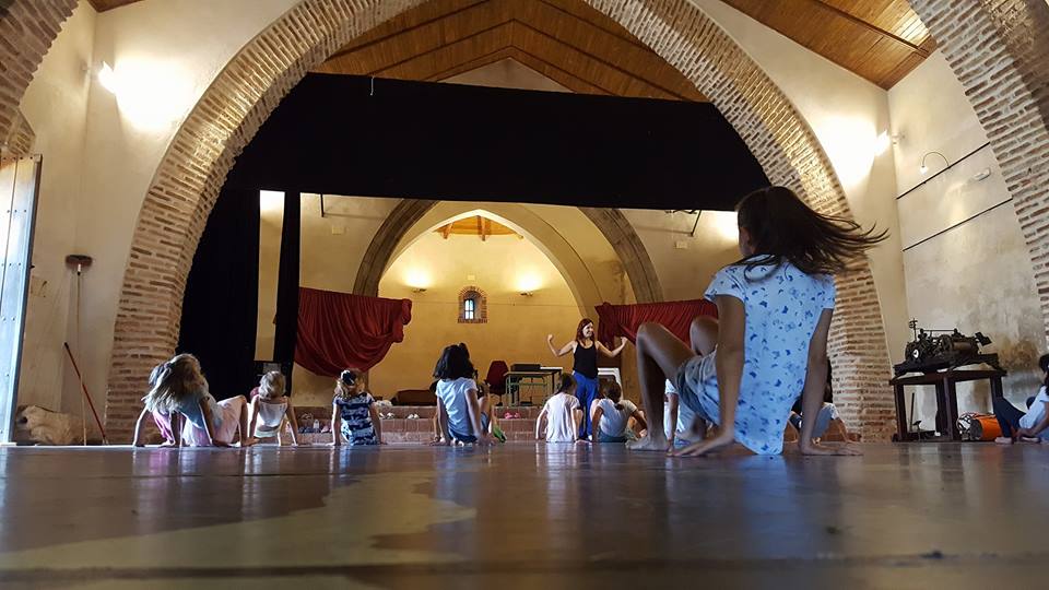 Visitamos MiniPencca, un encuentro de los más pequeños con la danza, en Alanís de la Sierra, que cuenta con el apoyo de la Diputación de Sevilla
