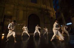 No sin mis huesos – Programación de calle