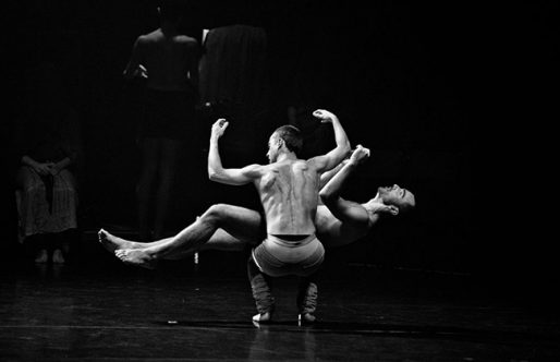 Jon Maya expone su visión única de la danza en ‘Cuadernos de Creación’